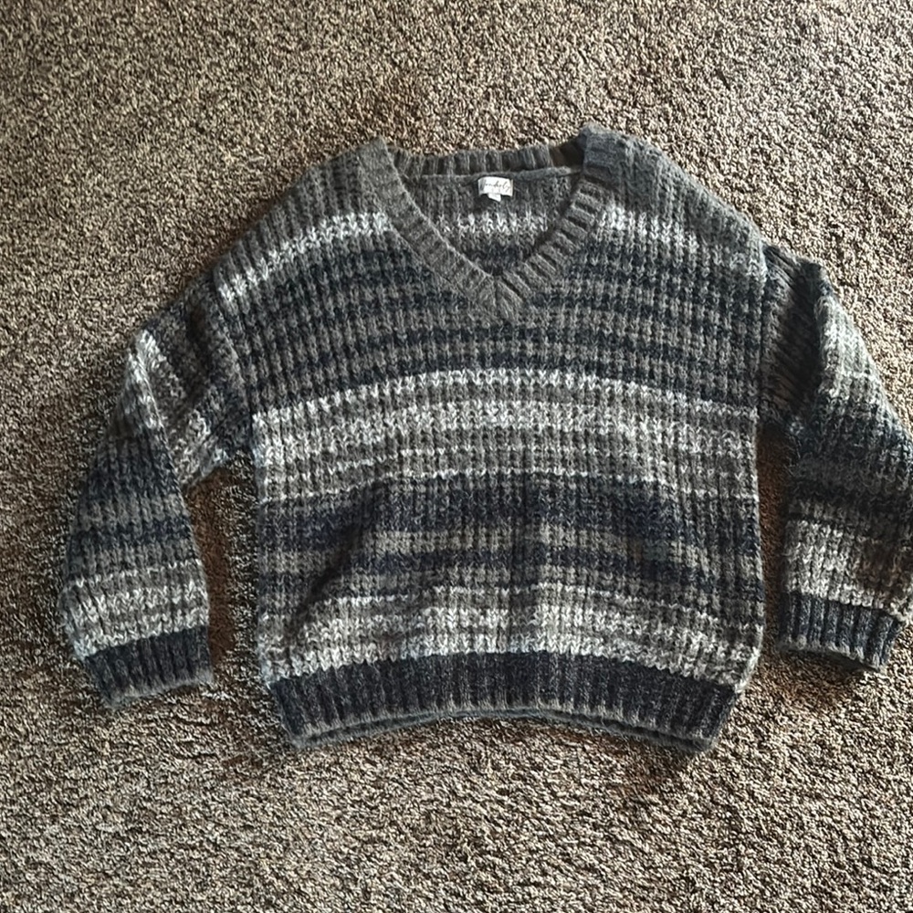 Wonderly Green and Blue V-Neck Sweater Cozy Knit